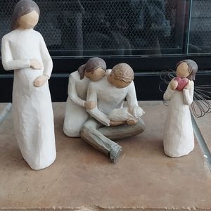 Asst Willow Tree figurines